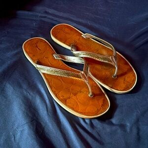 Vintage coach flip-flops 8 1/2
